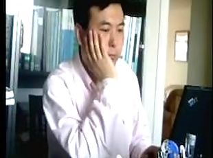 Older boss fucks chinese secretary